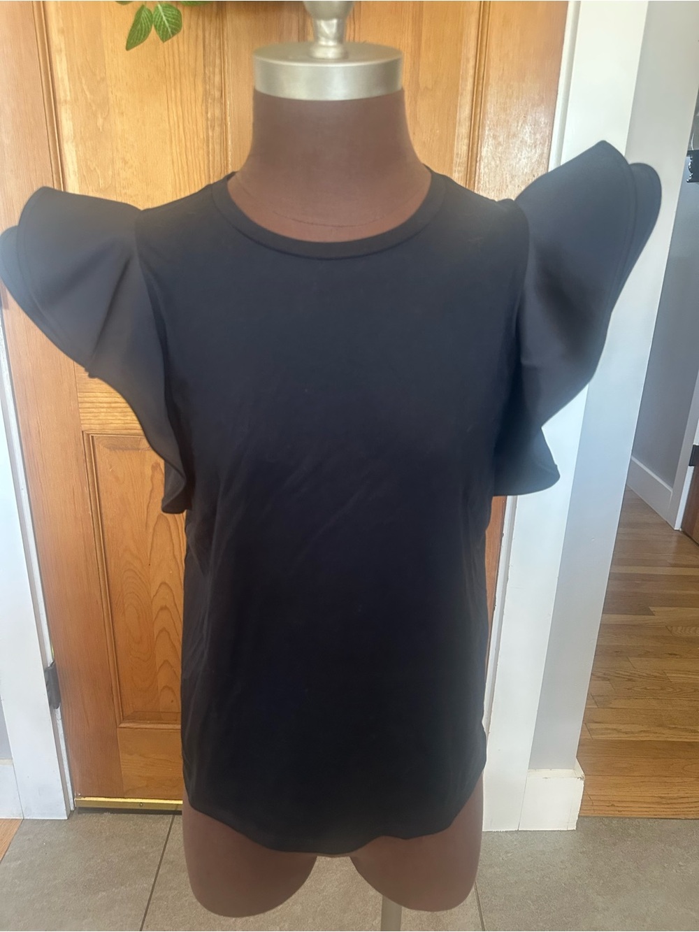 Express Black Flutter-Sleeve Short-Sleeve Tee